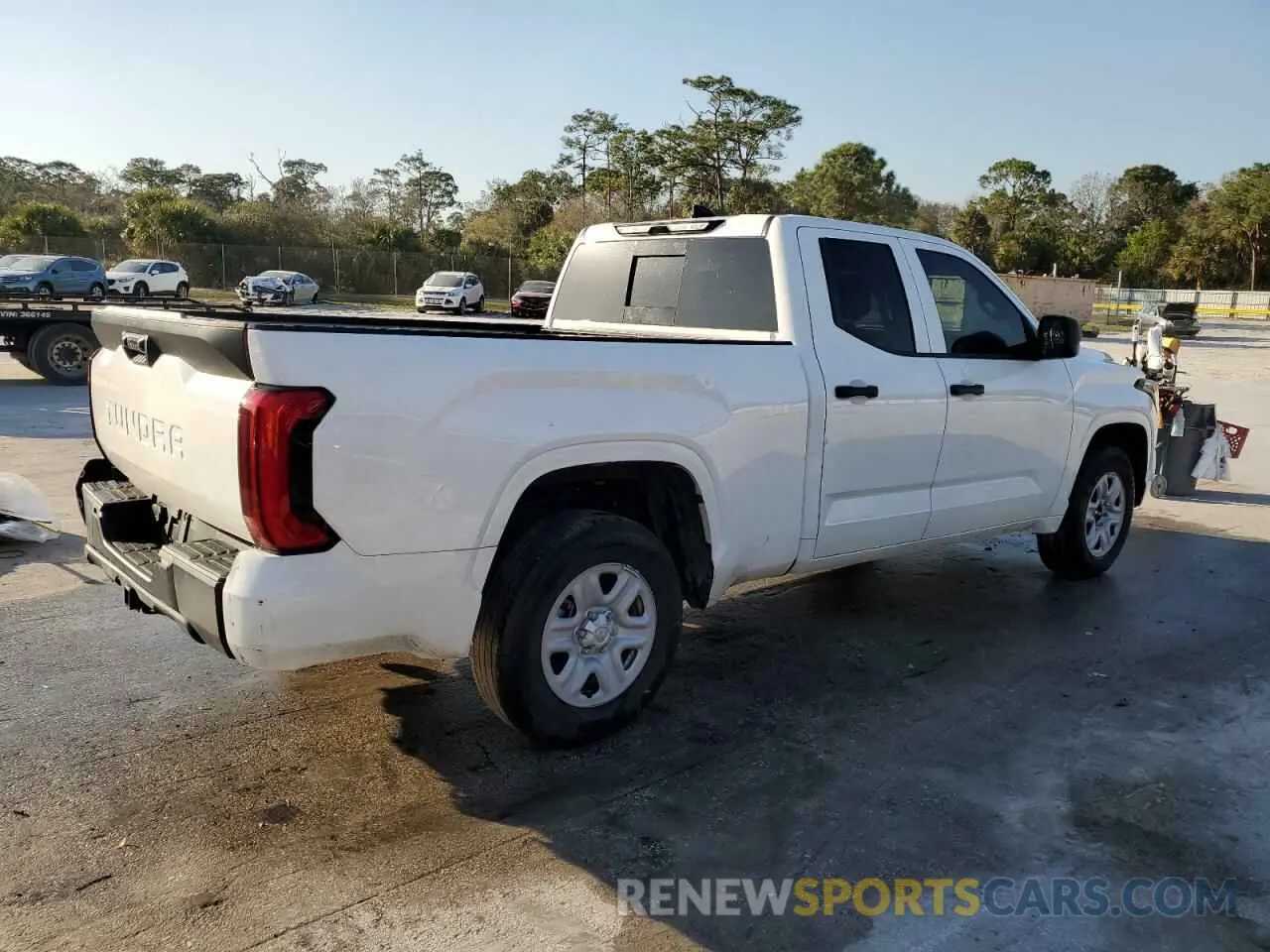 3 Photograph of a damaged car 5TFKB5AA5NX006656 TOYOTA TUNDRA 2022