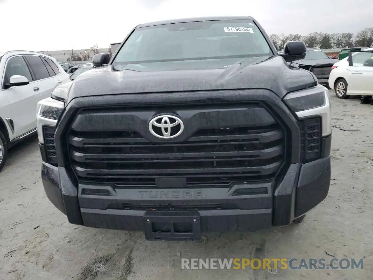 5 Photograph of a damaged car 5TFKB5AB8NX018809 TOYOTA TUNDRA 2022