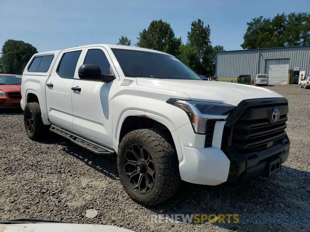 4 Photograph of a damaged car 5TFKB5DB1NX014807 TOYOTA TUNDRA 2022