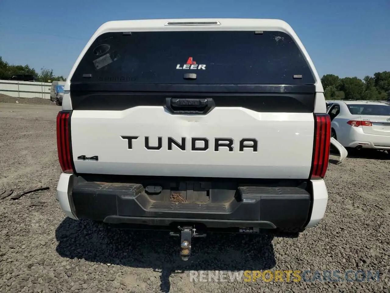 6 Photograph of a damaged car 5TFKB5DB1NX014807 TOYOTA TUNDRA 2022