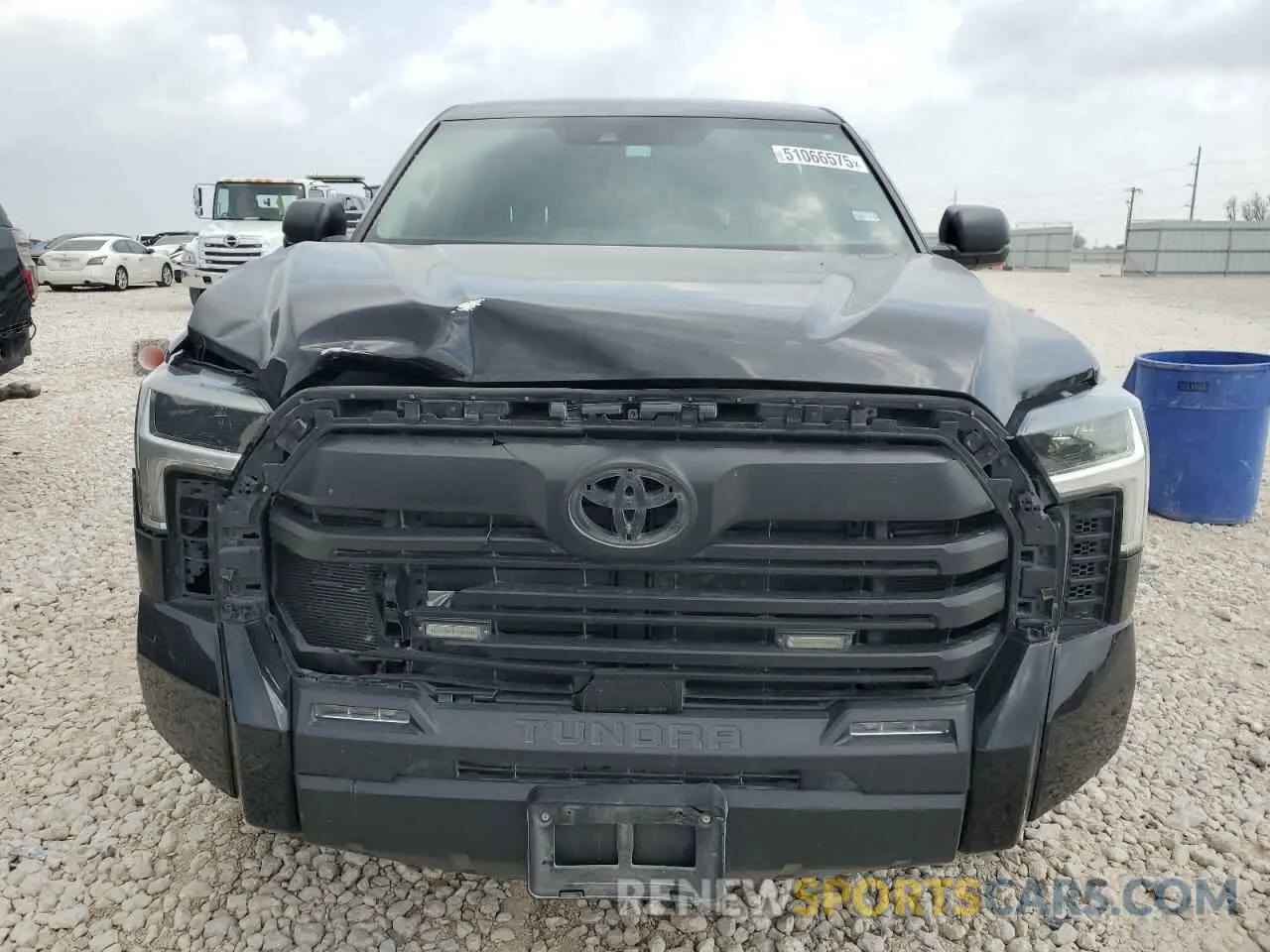 5 Photograph of a damaged car 5TFLA5AA4NX016814 TOYOTA TUNDRA 2022