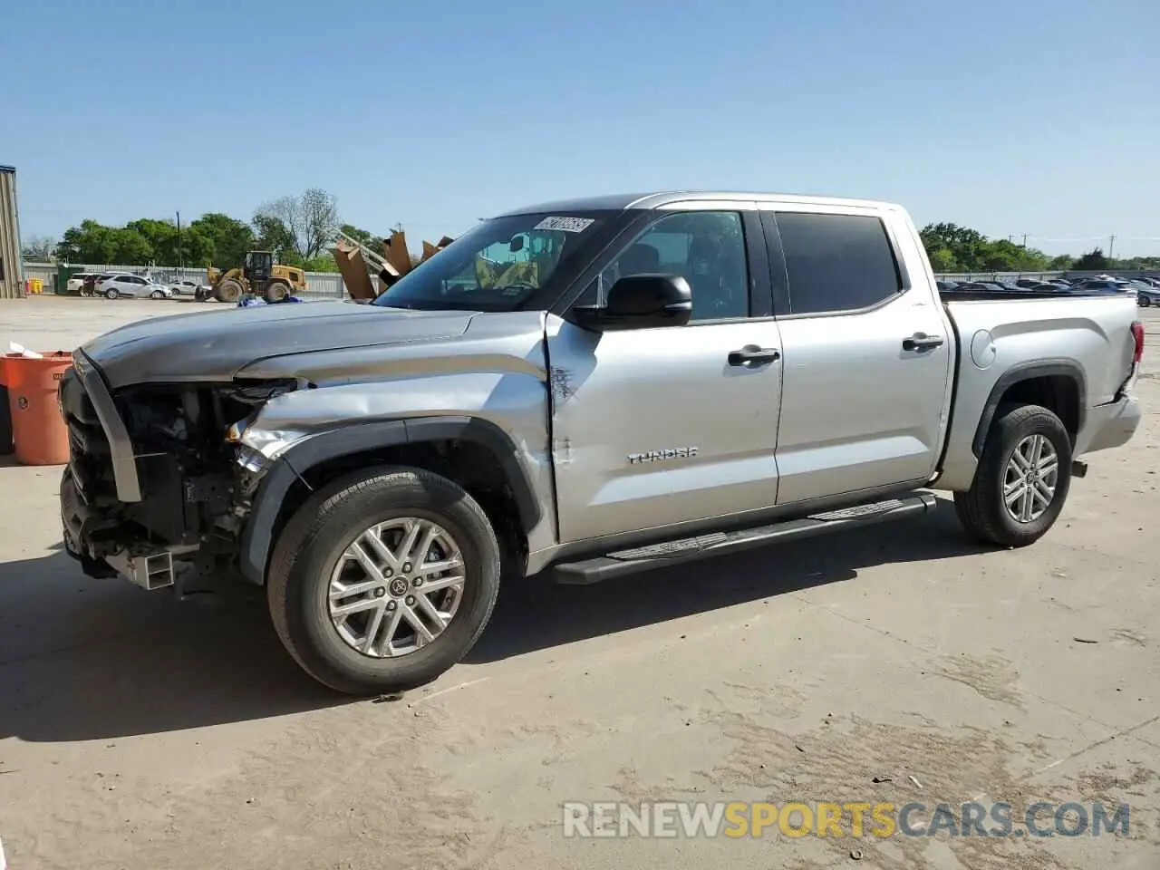 1 Photograph of a damaged car 5TFLA5AB0NX009156 TOYOTA TUNDRA 2022