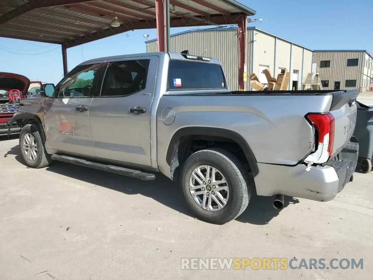 2 Photograph of a damaged car 5TFLA5AB0NX009156 TOYOTA TUNDRA 2022