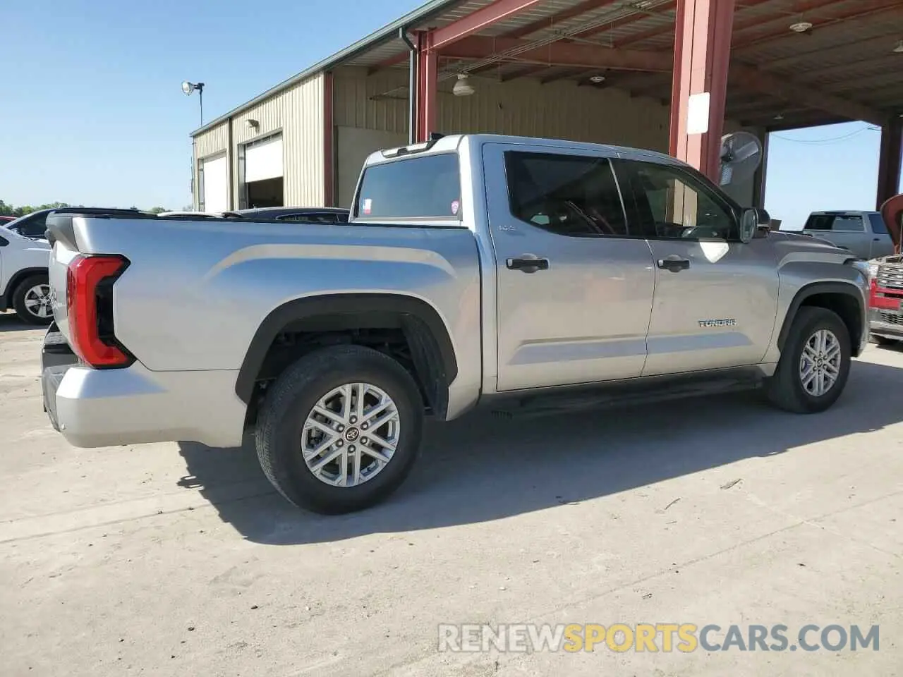 3 Photograph of a damaged car 5TFLA5AB0NX009156 TOYOTA TUNDRA 2022