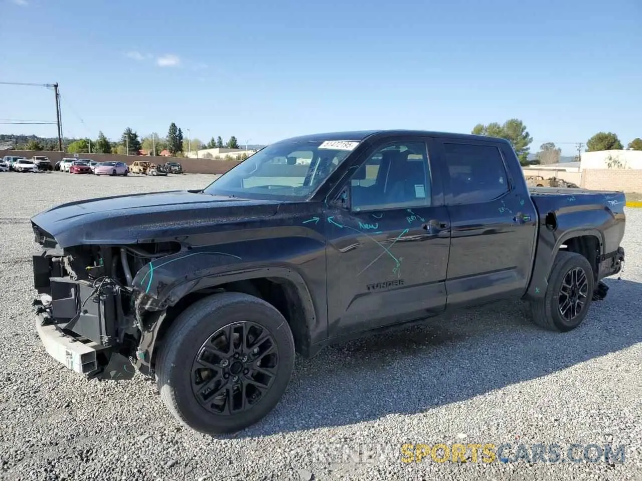 1 Photograph of a damaged car 5TFLA5AB0NX012154 TOYOTA TUNDRA 2022