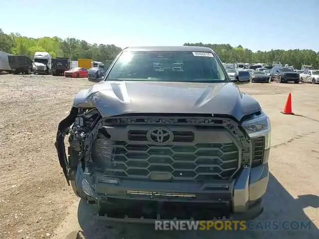 10 Photograph of a damaged car 5TFLA5AB3NX009801 TOYOTA TUNDRA 2022