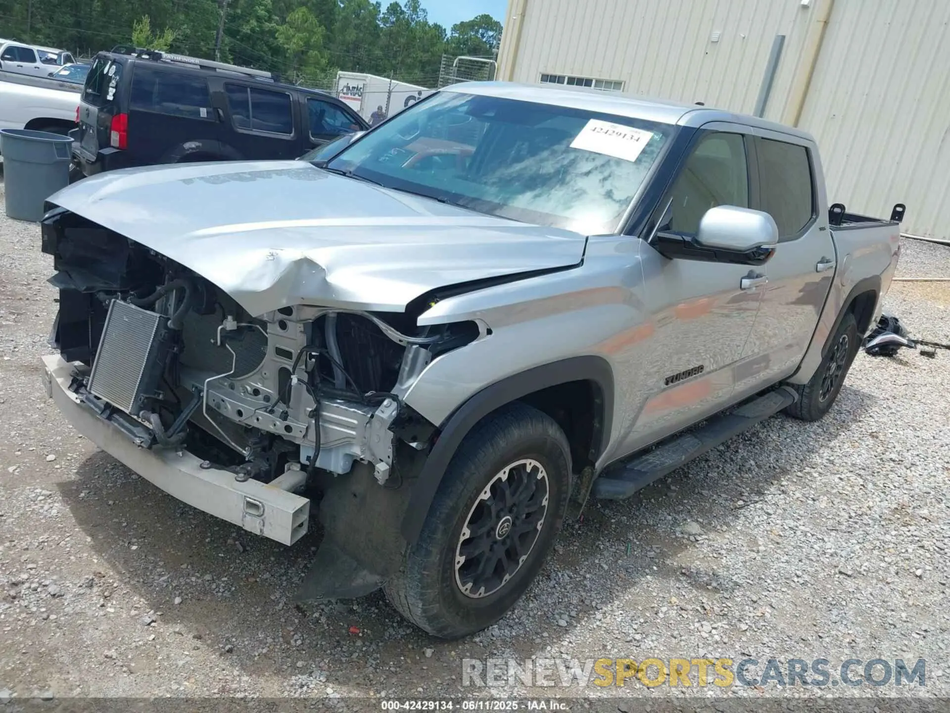 2 Photograph of a damaged car 5TFLA5AB3NX017848 TOYOTA TUNDRA 2022