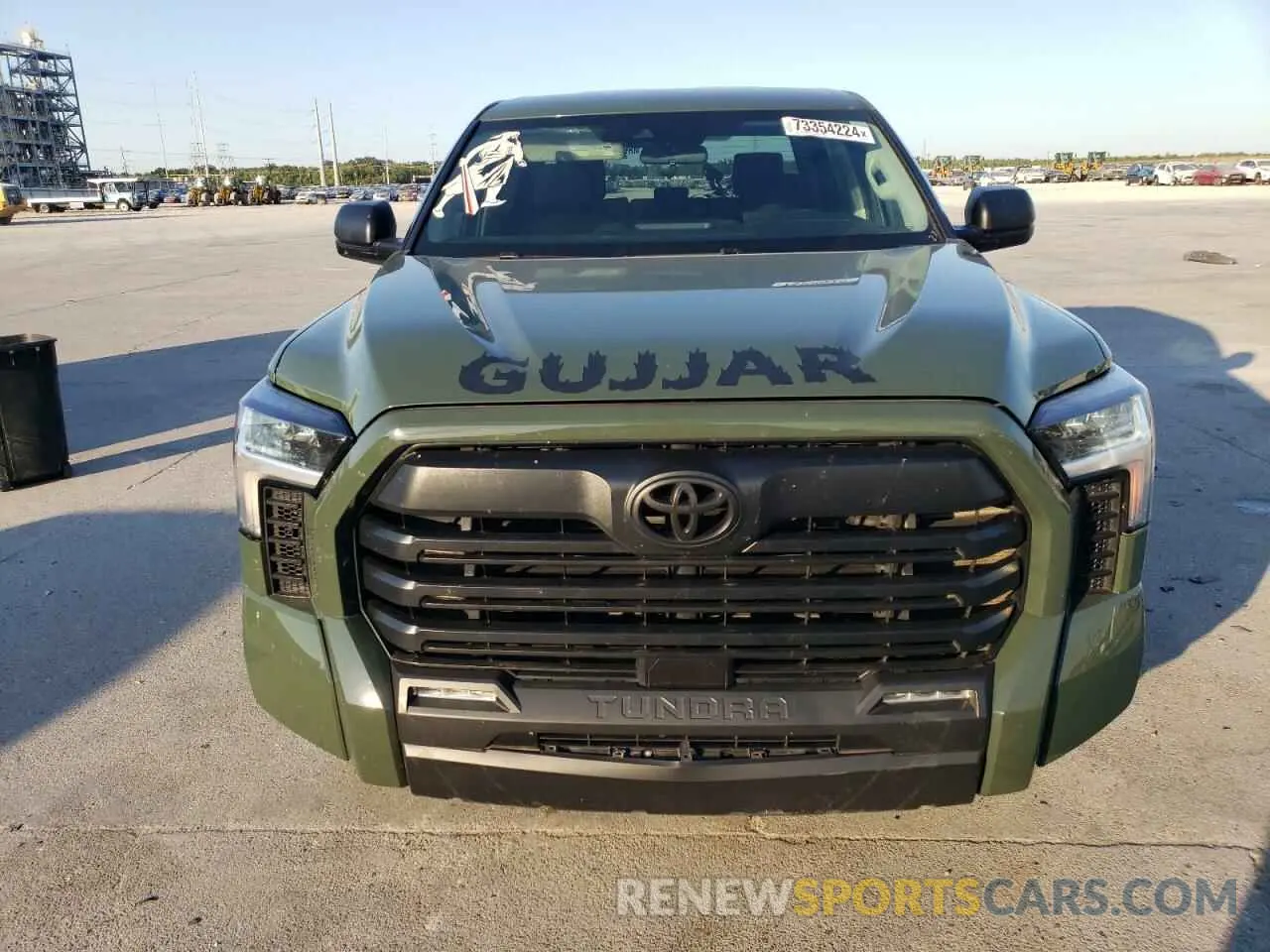 5 Photograph of a damaged car 5TFLA5AB6NX007346 TOYOTA TUNDRA 2022