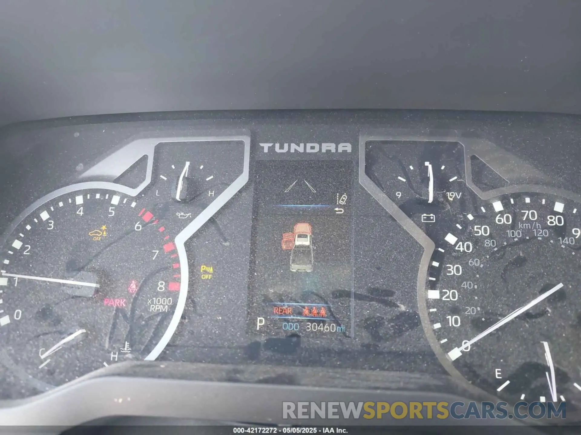 7 Photograph of a damaged car 5TFLA5AB7NX013477 TOYOTA TUNDRA 2022