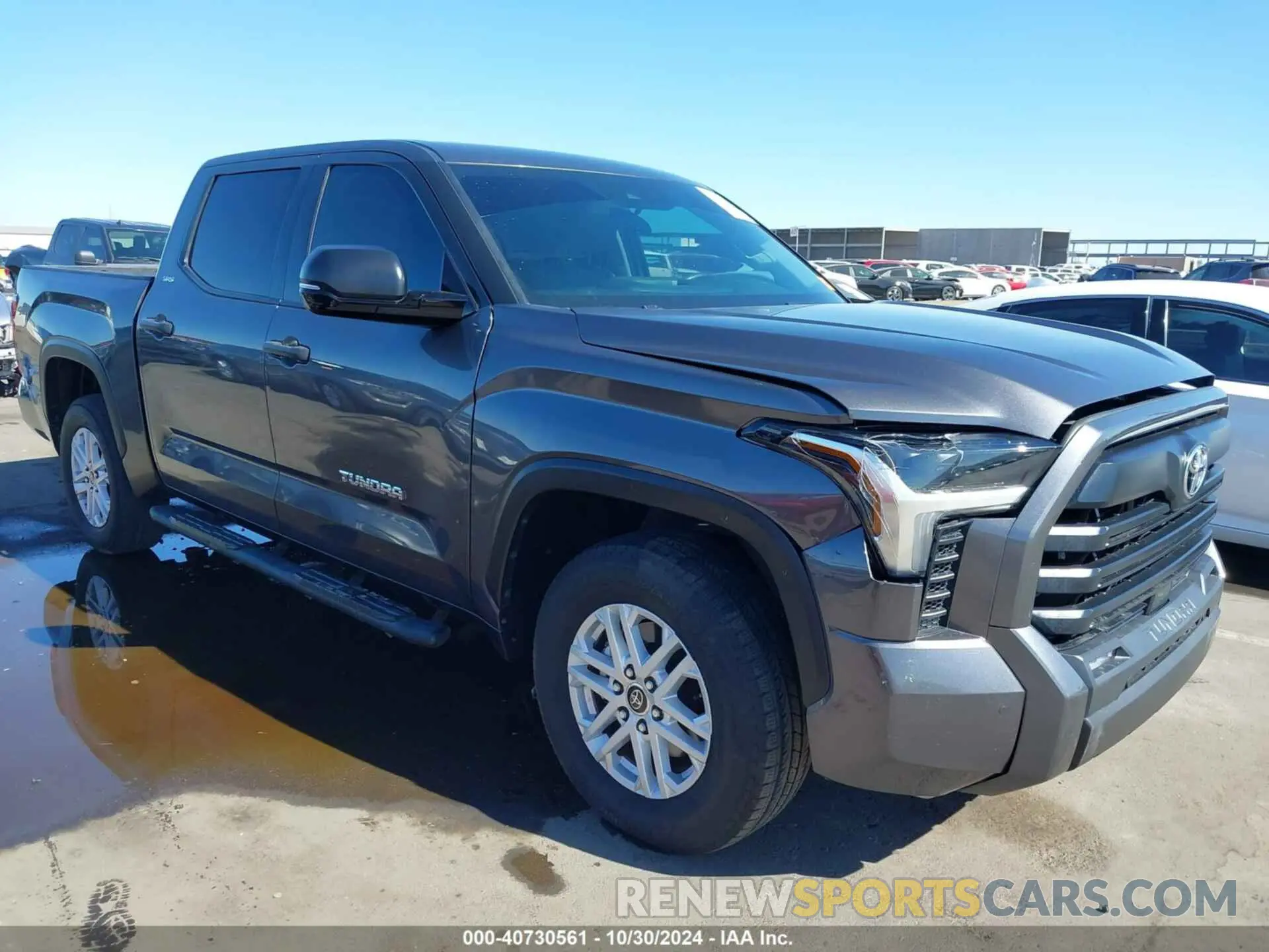 1 Photograph of a damaged car 5TFLA5AB9NX017563 TOYOTA TUNDRA 2022
