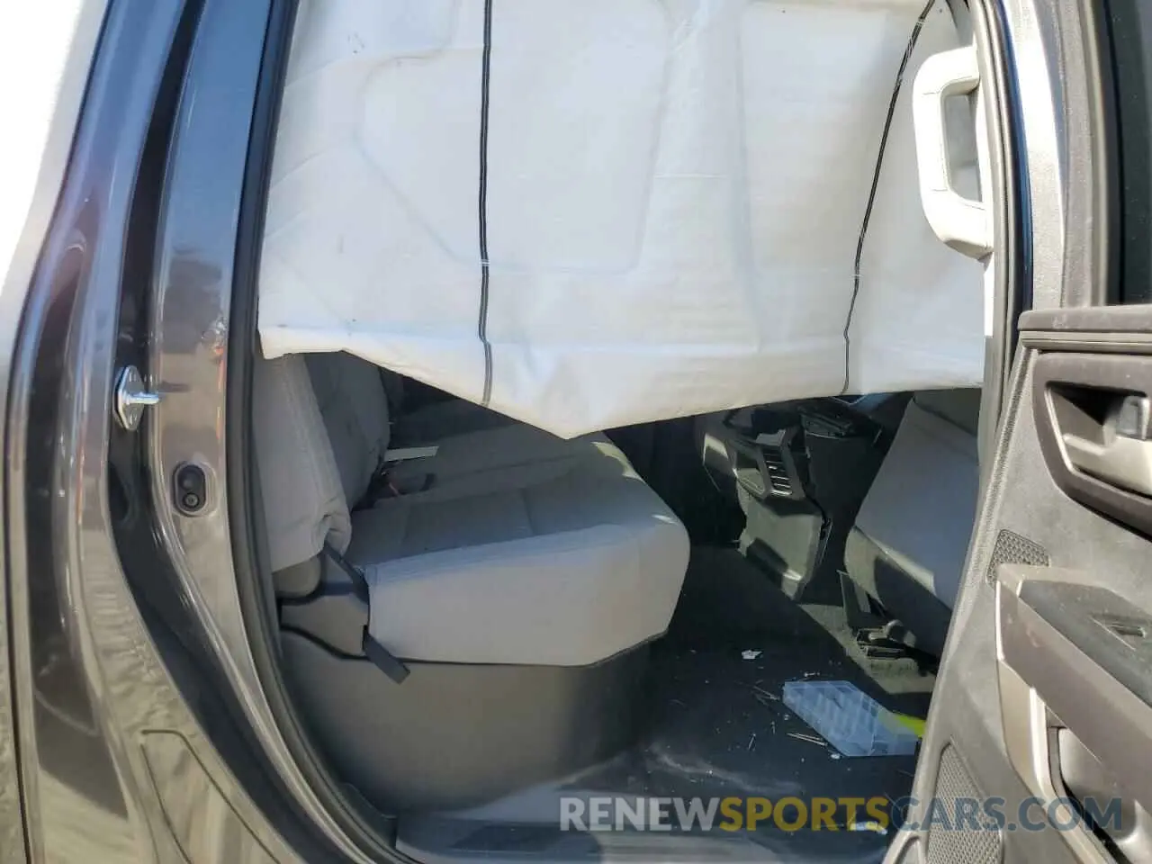 11 Photograph of a damaged car 5TFLA5ABXNX008922 TOYOTA TUNDRA 2022