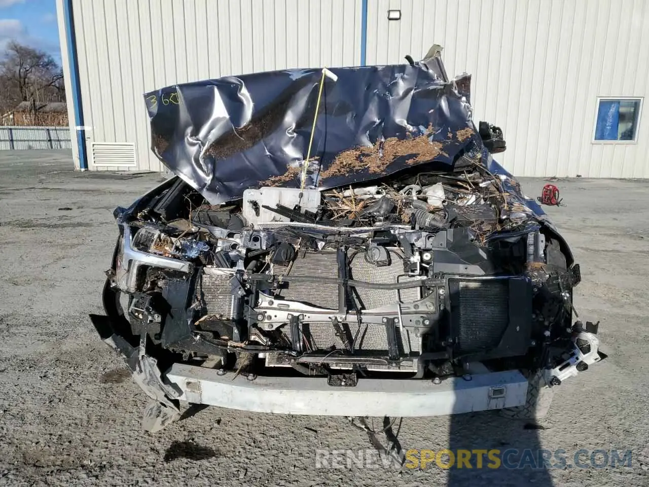 5 Photograph of a damaged car 5TFLA5DA2NX048639 TOYOTA TUNDRA 2022
