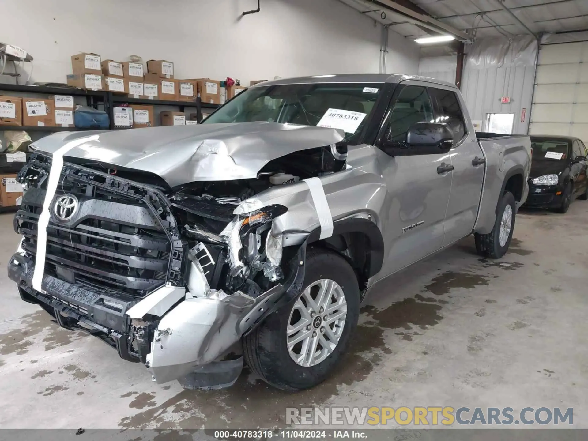 2 Photograph of a damaged car 5TFLA5DA5NX009169 TOYOTA TUNDRA 2022