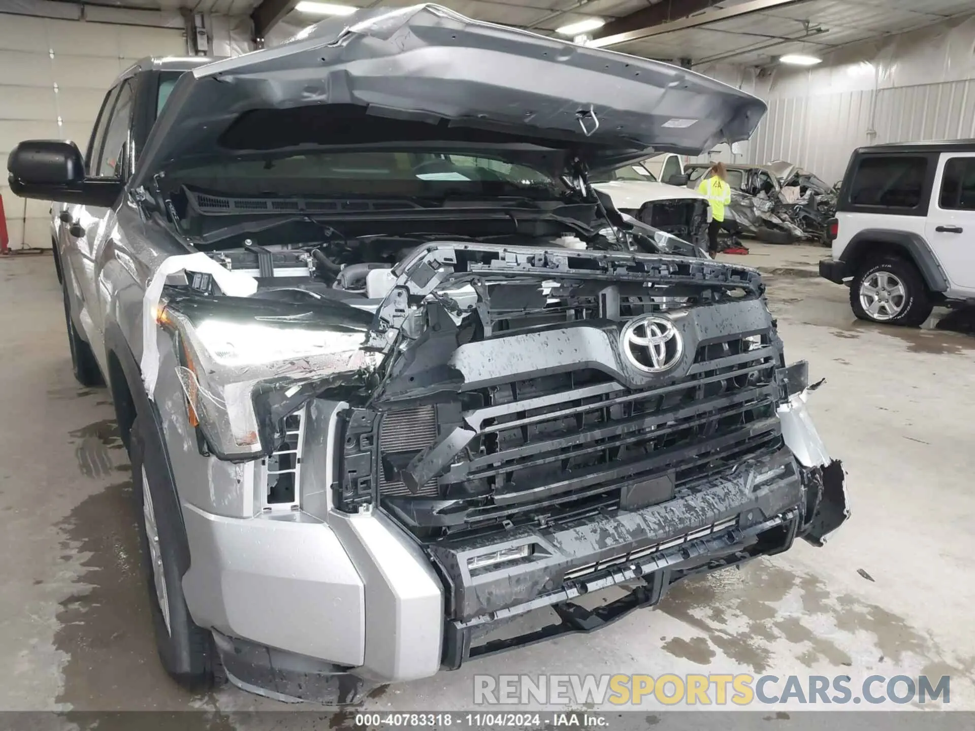 6 Photograph of a damaged car 5TFLA5DA5NX009169 TOYOTA TUNDRA 2022