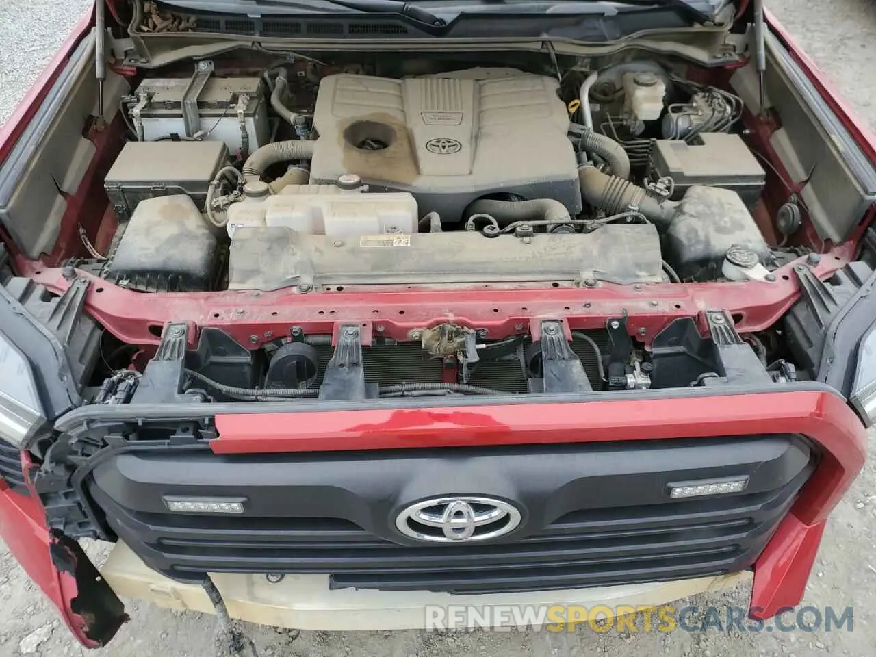 11 Photograph of a damaged car 5TFLA5DA8NX052436 TOYOTA TUNDRA 2022