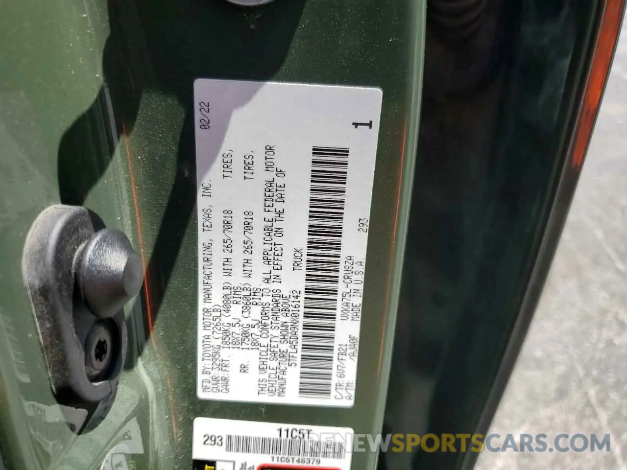 12 Photograph of a damaged car 5TFLA5DA9NX016142 TOYOTA TUNDRA 2022