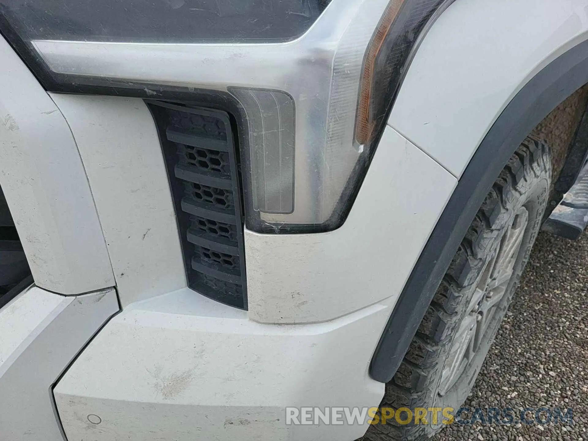 1 Photograph of a damaged car 5TFLA5DAXNX008826 TOYOTA TUNDRA 2022