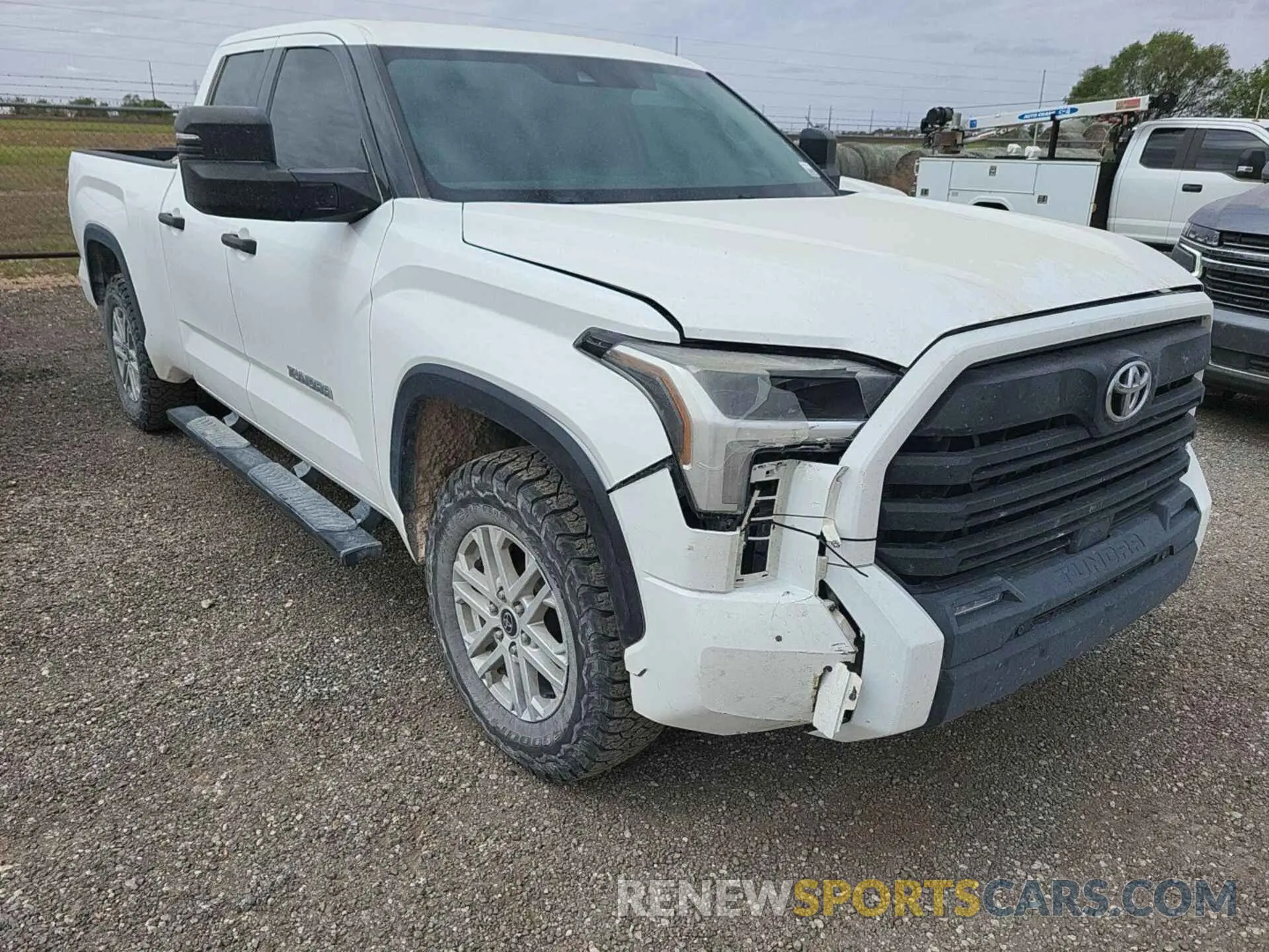 11 Photograph of a damaged car 5TFLA5DAXNX008826 TOYOTA TUNDRA 2022