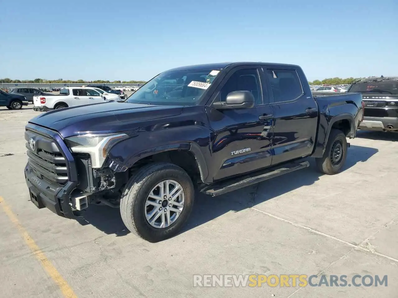 1 Photograph of a damaged car 5TFLA5DB0NX013932 TOYOTA TUNDRA 2022
