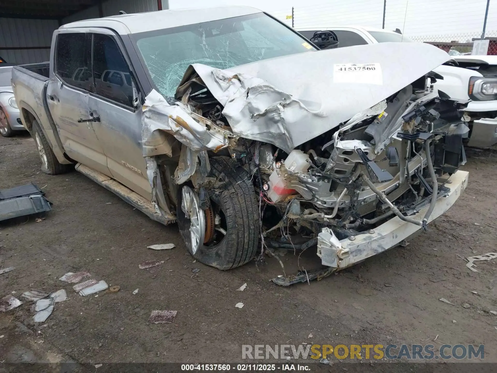 1 Photograph of a damaged car 5TFLA5DB1NX017228 TOYOTA TUNDRA 2022