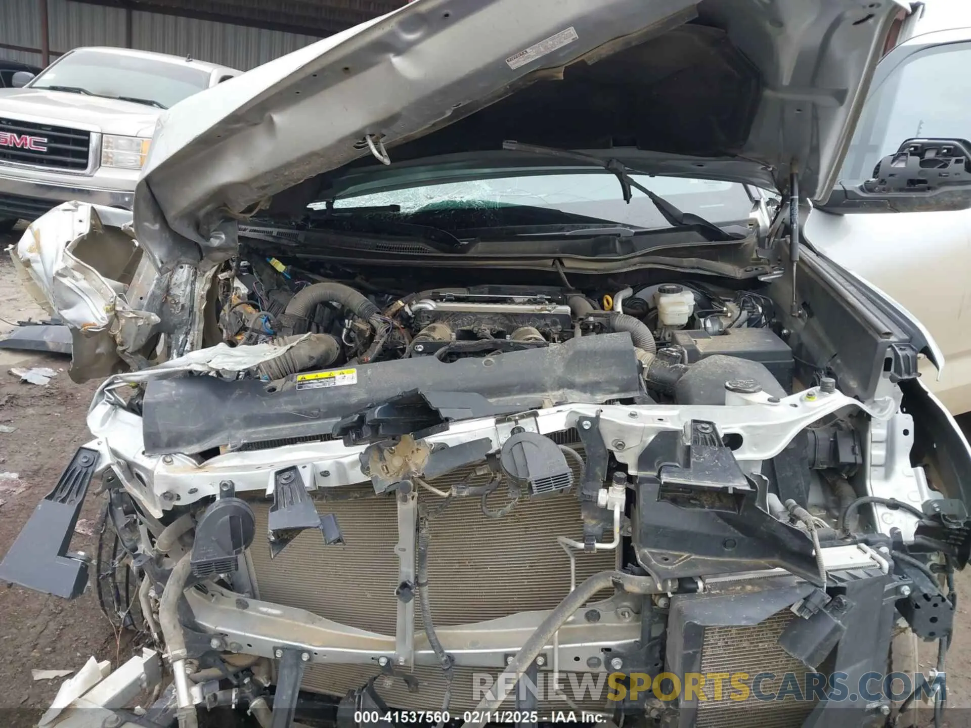 10 Photograph of a damaged car 5TFLA5DB1NX017228 TOYOTA TUNDRA 2022