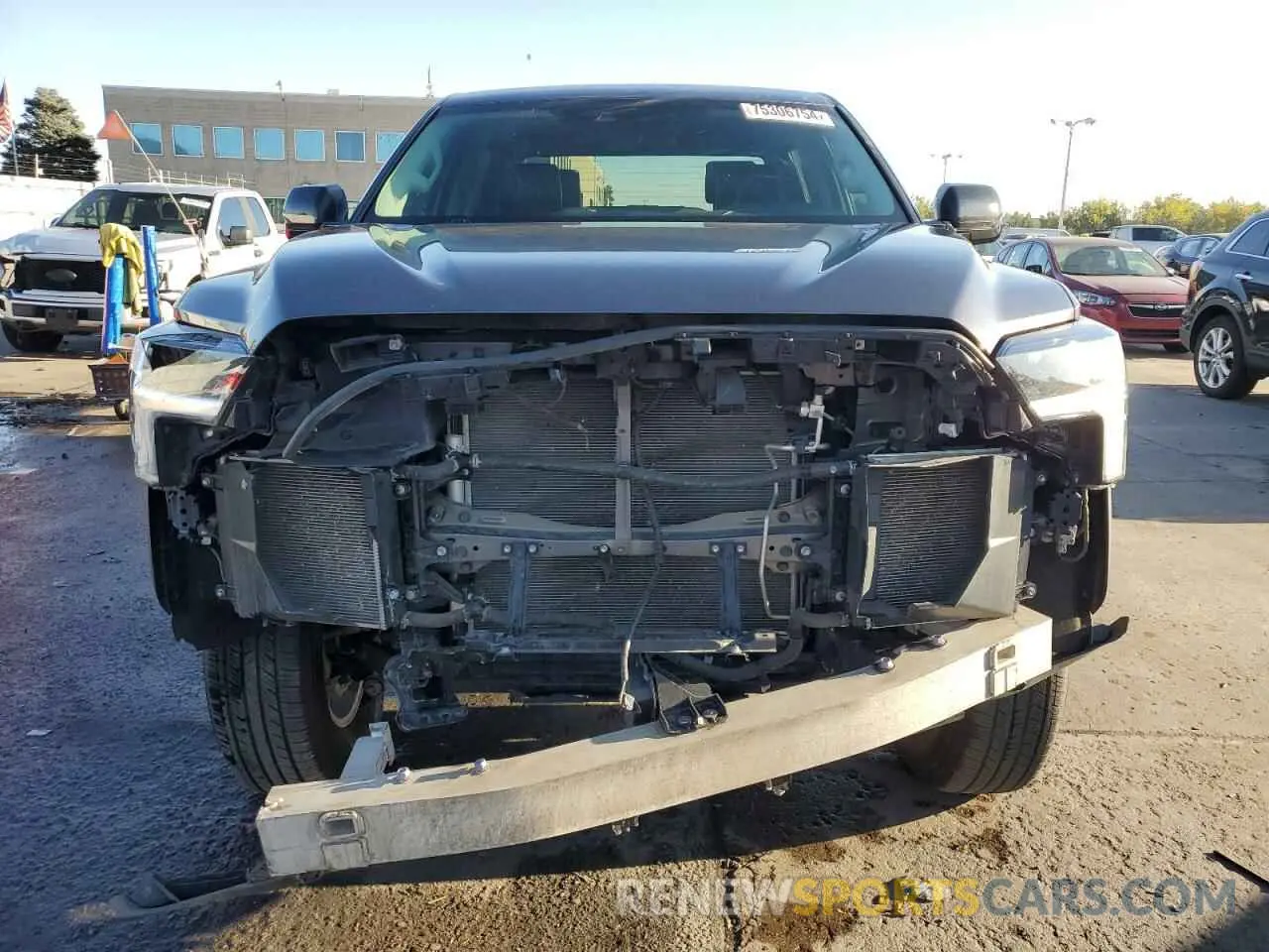 5 Photograph of a damaged car 5TFLA5DB3NX049680 TOYOTA TUNDRA 2022