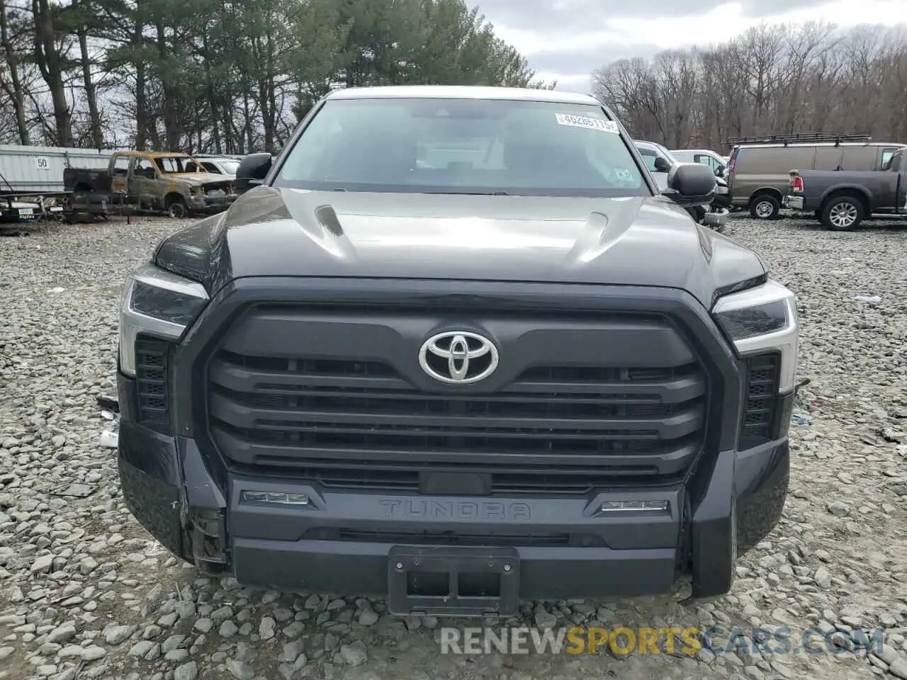 5 Photograph of a damaged car 5TFLA5DB4NX026344 TOYOTA TUNDRA 2022
