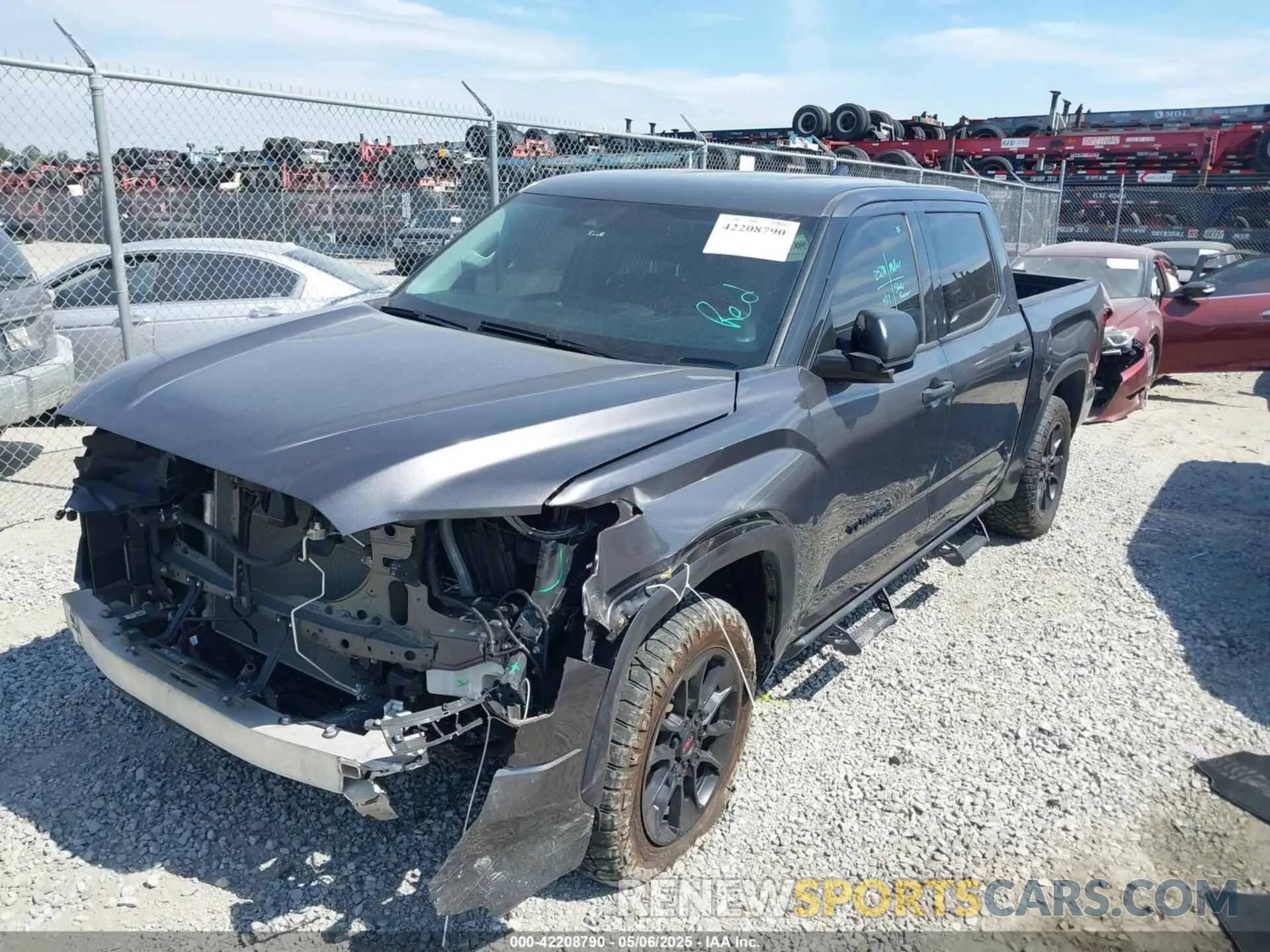 2 Photograph of a damaged car 5TFLA5DB5NX055173 TOYOTA TUNDRA 2022