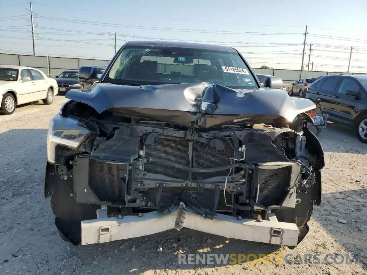 5 Photograph of a damaged car 5TFLA5DB6NX054114 TOYOTA TUNDRA 2022