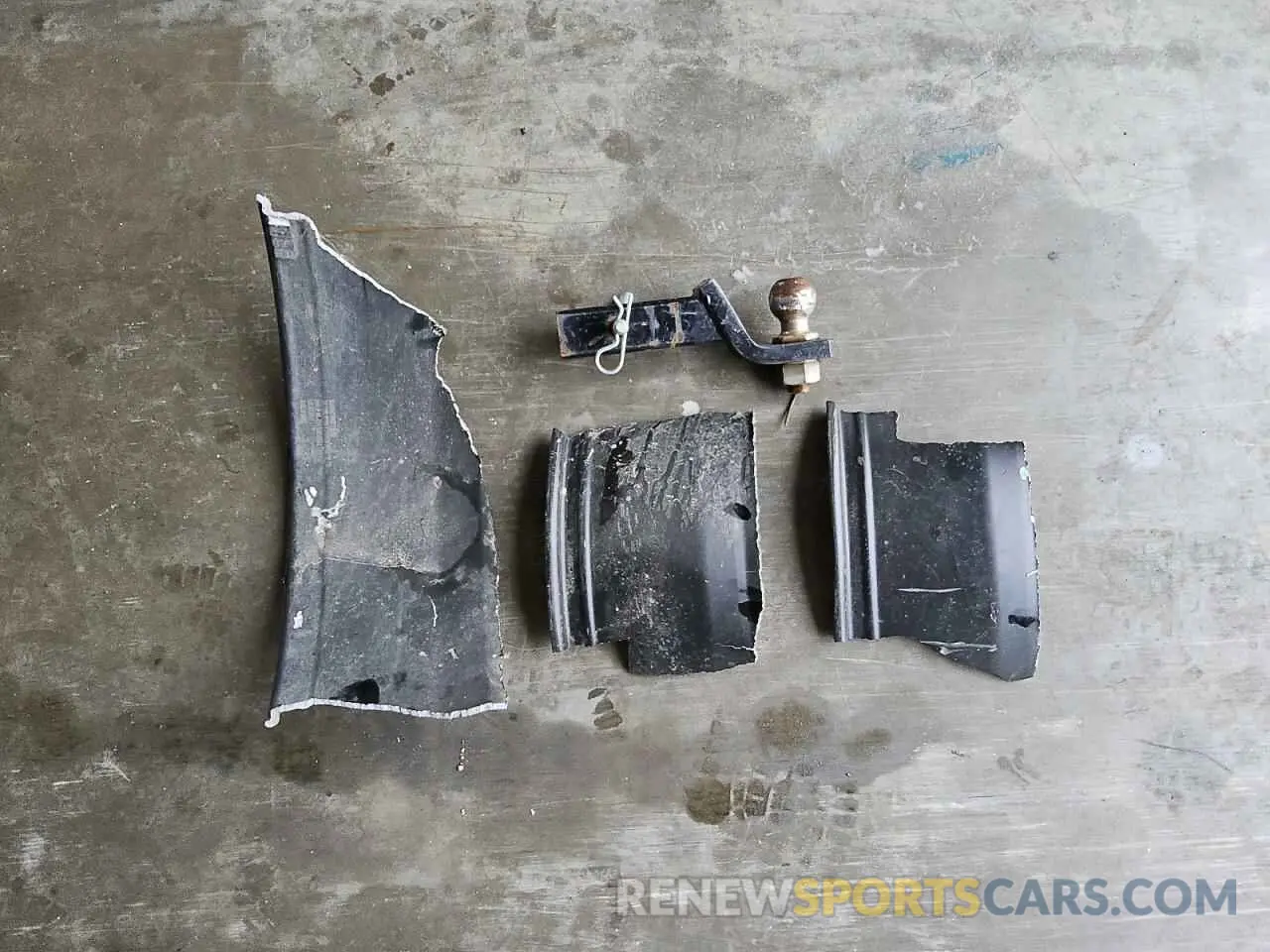 12 Photograph of a damaged car 5TFLA5DB7NX001728 TOYOTA TUNDRA 2022