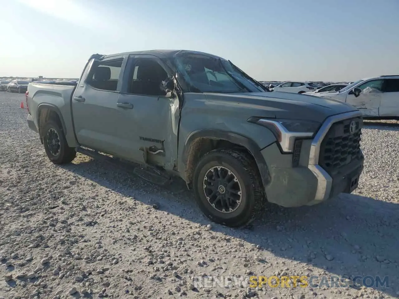 4 Photograph of a damaged car 5TFLA5DB7NX041856 TOYOTA TUNDRA 2022