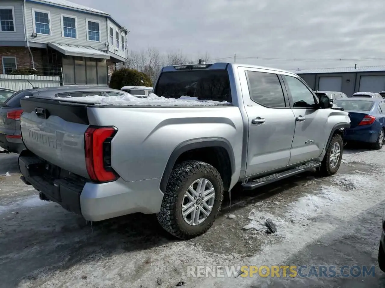 3 Photograph of a damaged car 5TFLA5DB8NX049514 TOYOTA TUNDRA 2022