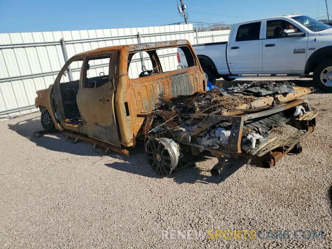 2 Photograph of a damaged car 5TFLA5DB9NX002122 TOYOTA TUNDRA 2022