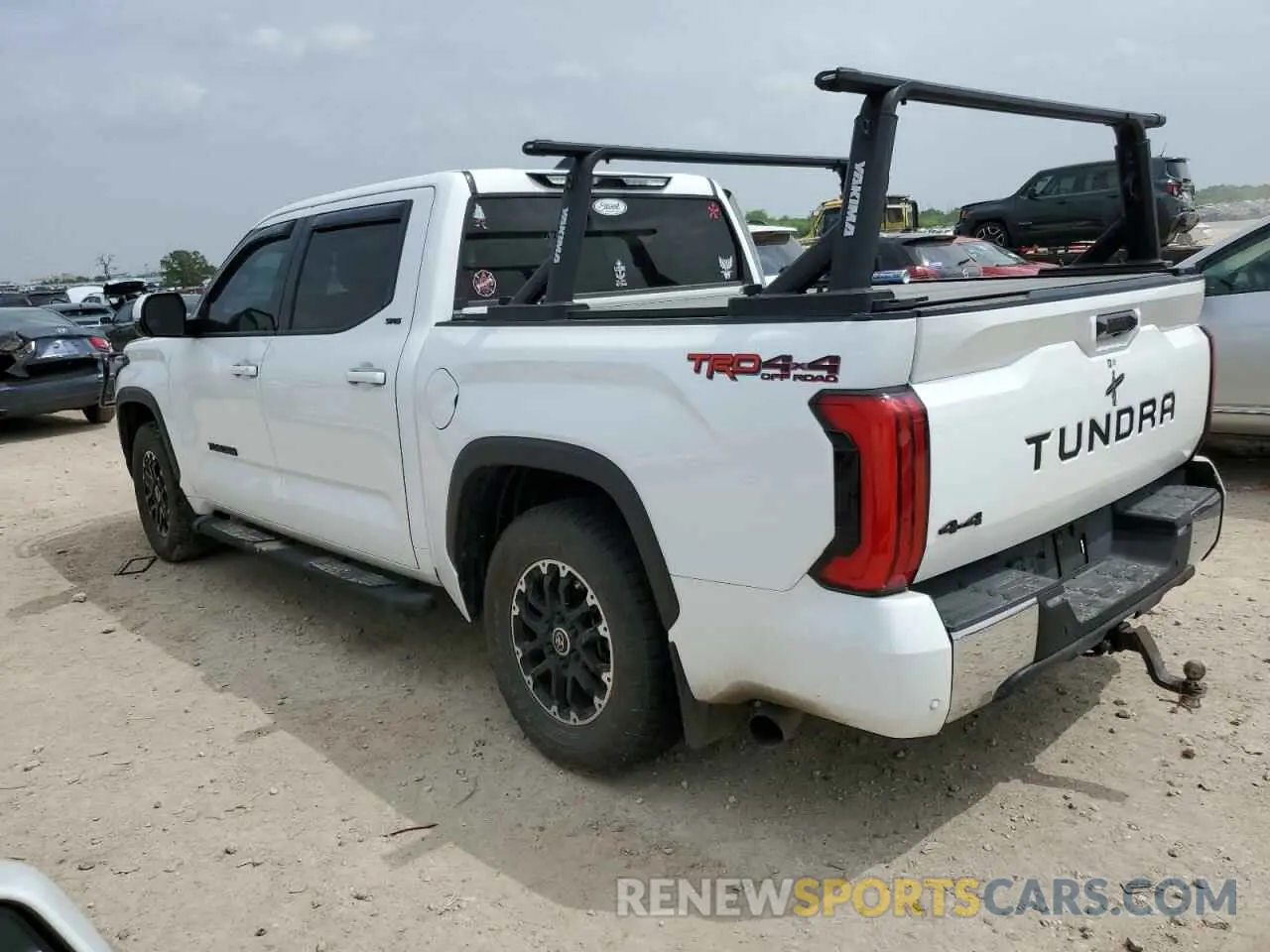 2 Photograph of a damaged car 5TFLA5DB9NX035301 TOYOTA TUNDRA 2022