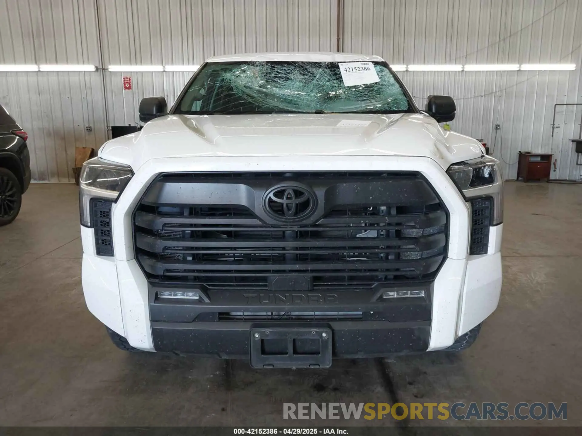 12 Photograph of a damaged car 5TFLA5DBXNX029202 TOYOTA TUNDRA 2022