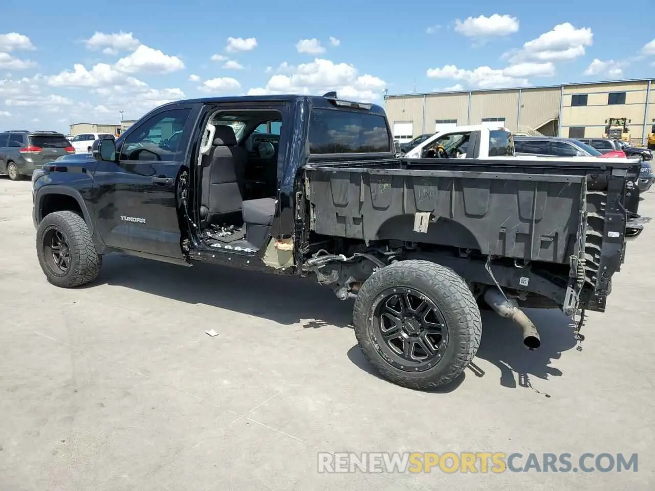 2 Photograph of a damaged car 5TFLA5EC2NX004172 TOYOTA TUNDRA 2022
