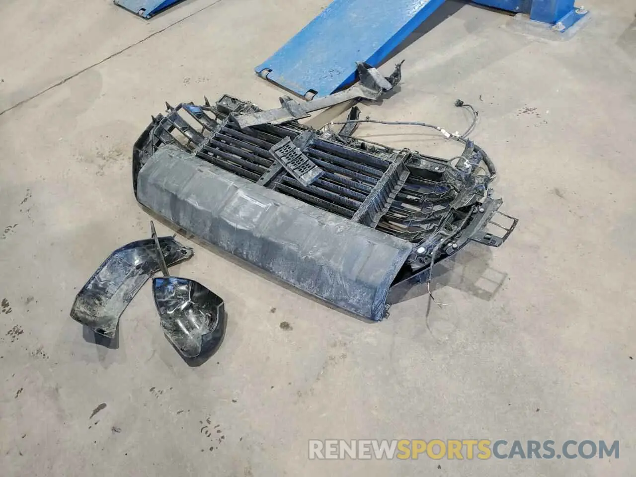 12 Photograph of a damaged car 5TFLA5GD8NX001640 TOYOTA TUNDRA 2022
