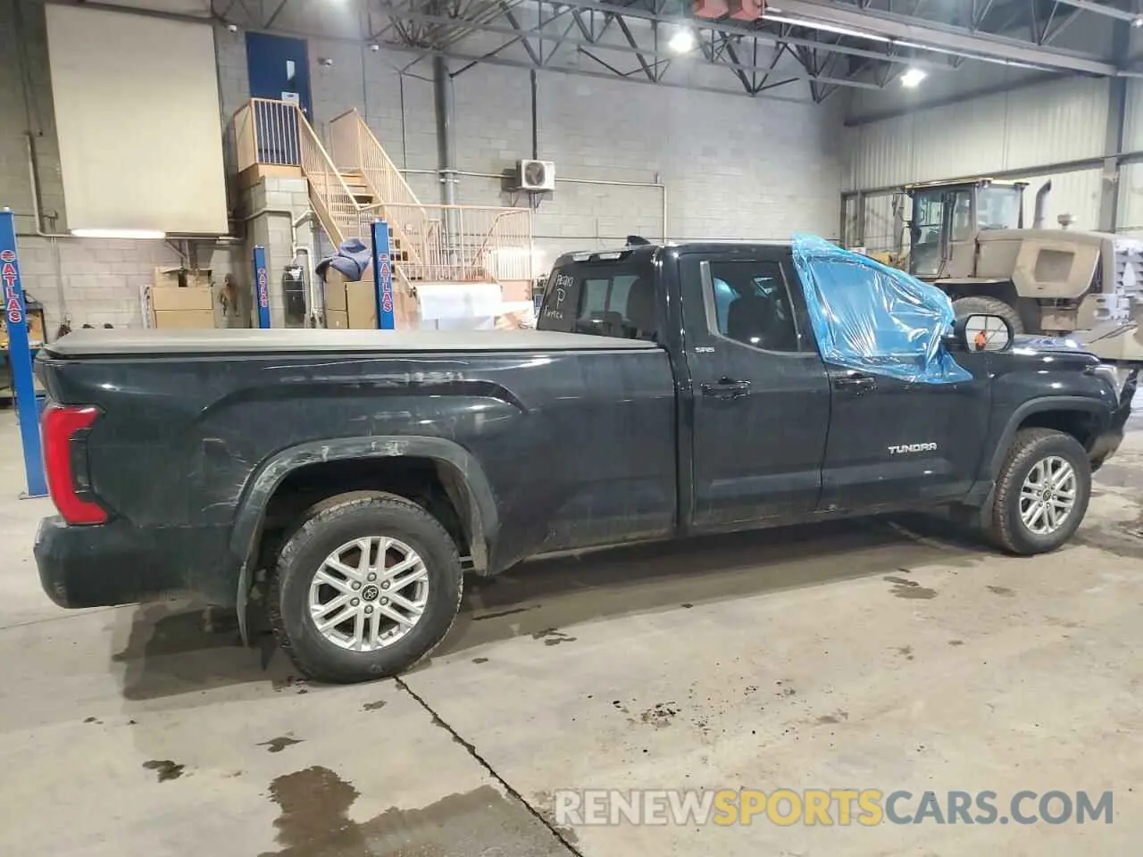3 Photograph of a damaged car 5TFLA5GD8NX001640 TOYOTA TUNDRA 2022