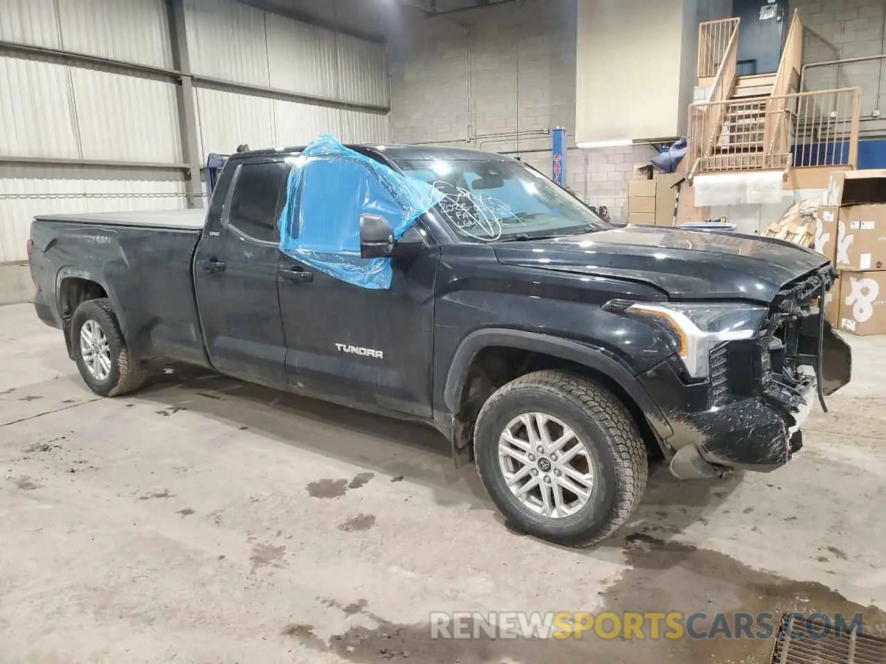 4 Photograph of a damaged car 5TFLA5GD8NX001640 TOYOTA TUNDRA 2022