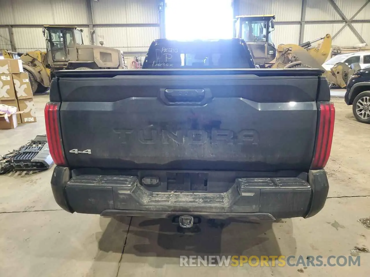 6 Photograph of a damaged car 5TFLA5GD8NX001640 TOYOTA TUNDRA 2022