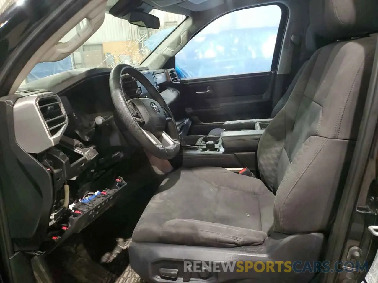 7 Photograph of a damaged car 5TFLA5GD8NX001640 TOYOTA TUNDRA 2022