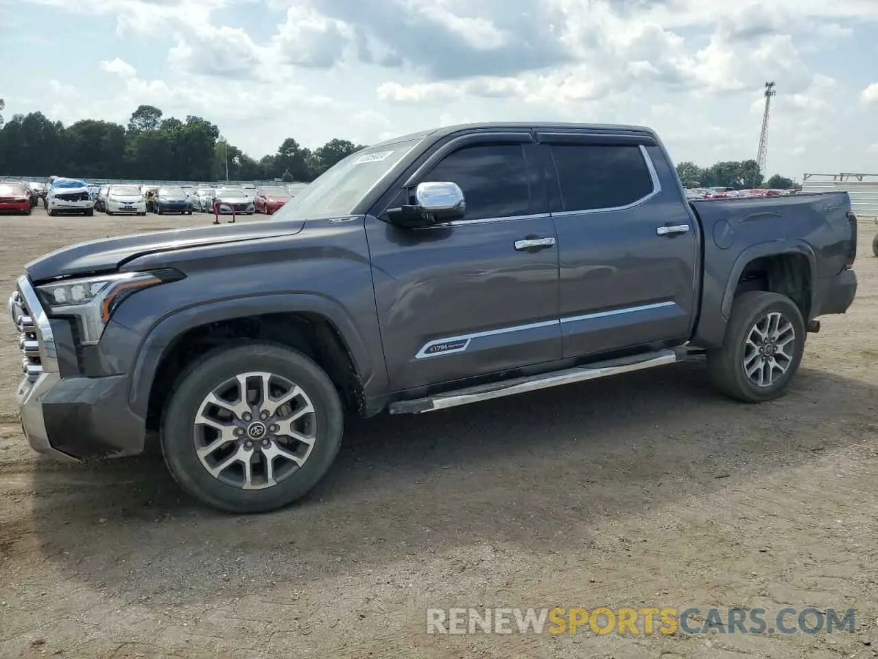 1 Photograph of a damaged car 5TFMA5DB6NX003197 TOYOTA TUNDRA 2022