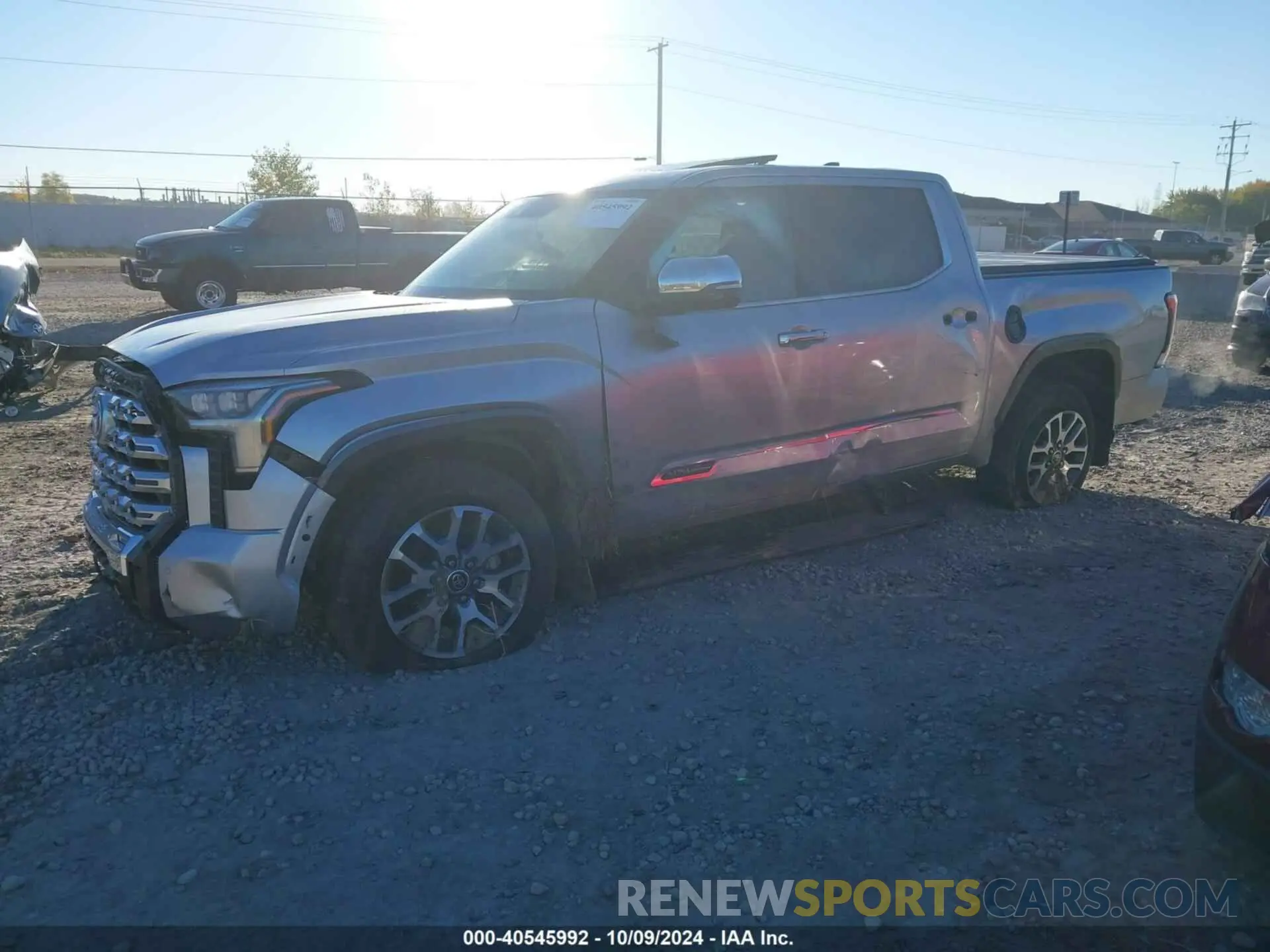 14 Photograph of a damaged car 5TFMA5DBXNX034579 TOYOTA TUNDRA 2022