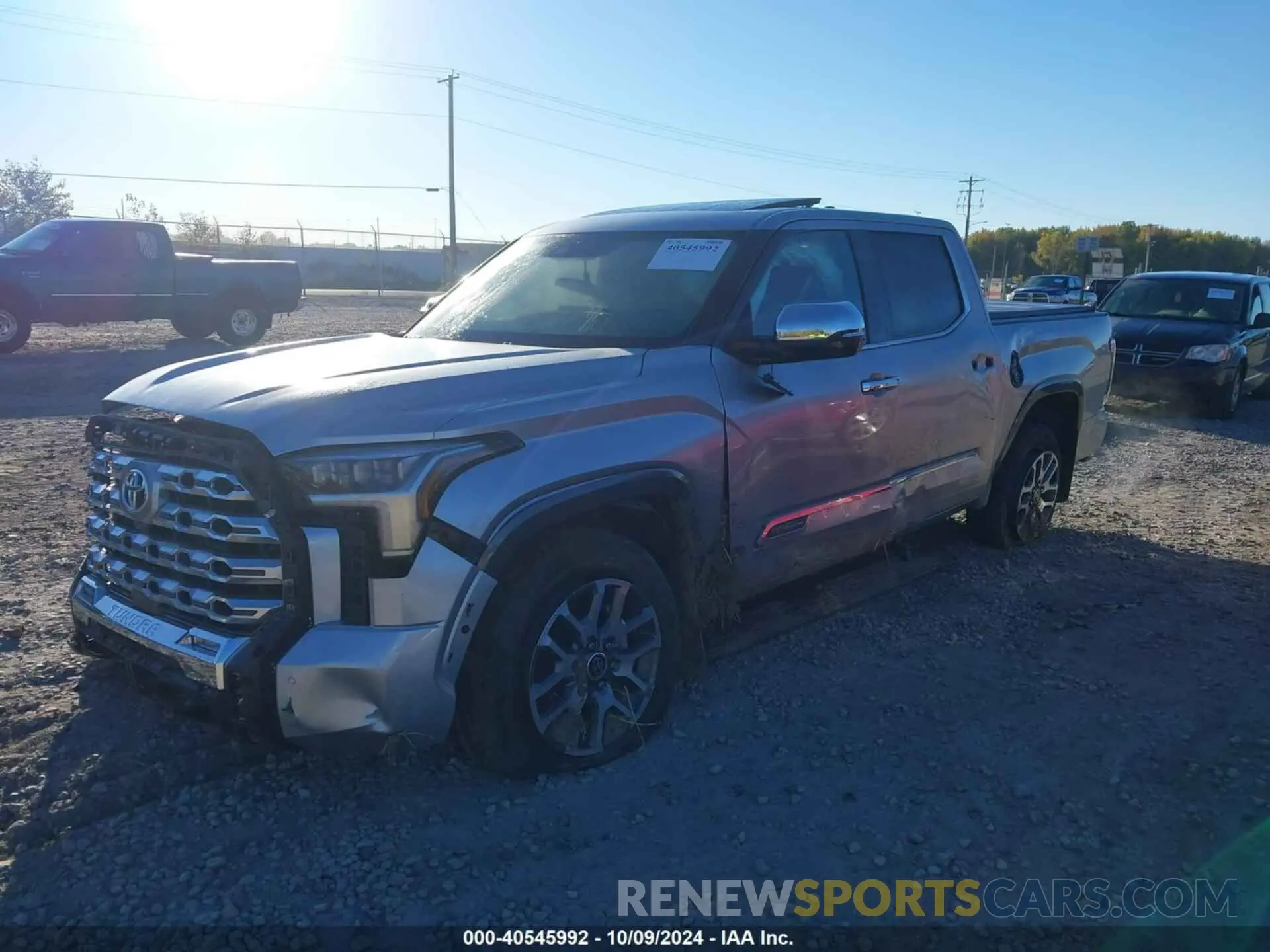 2 Photograph of a damaged car 5TFMA5DBXNX034579 TOYOTA TUNDRA 2022