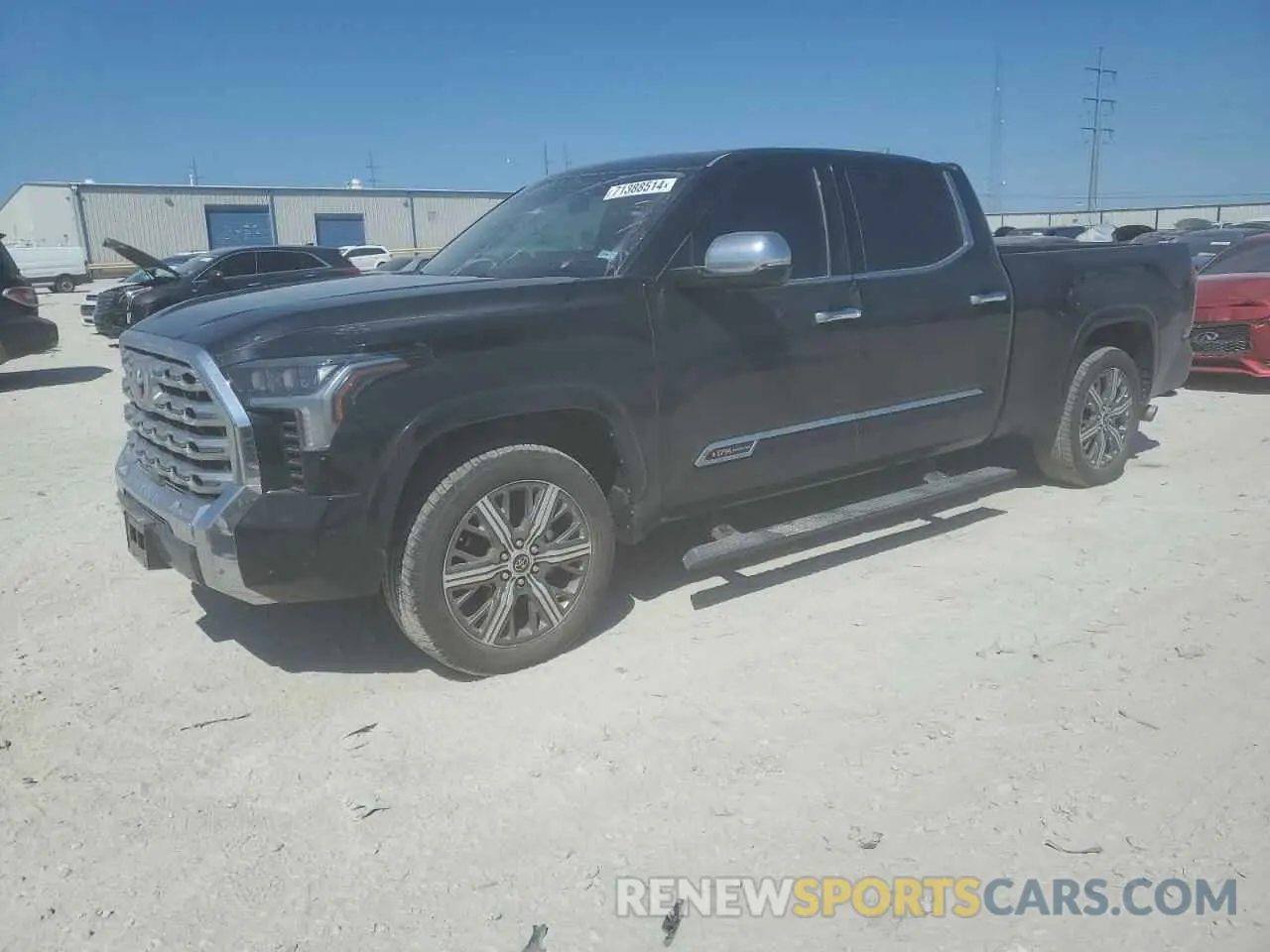 1 Photograph of a damaged car 5TFMA5EC3NX010230 TOYOTA TUNDRA 2022