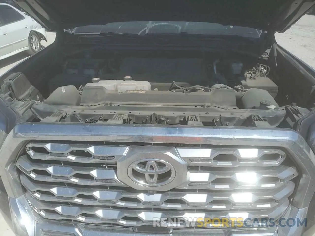 11 Photograph of a damaged car 5TFMA5EC3NX010230 TOYOTA TUNDRA 2022
