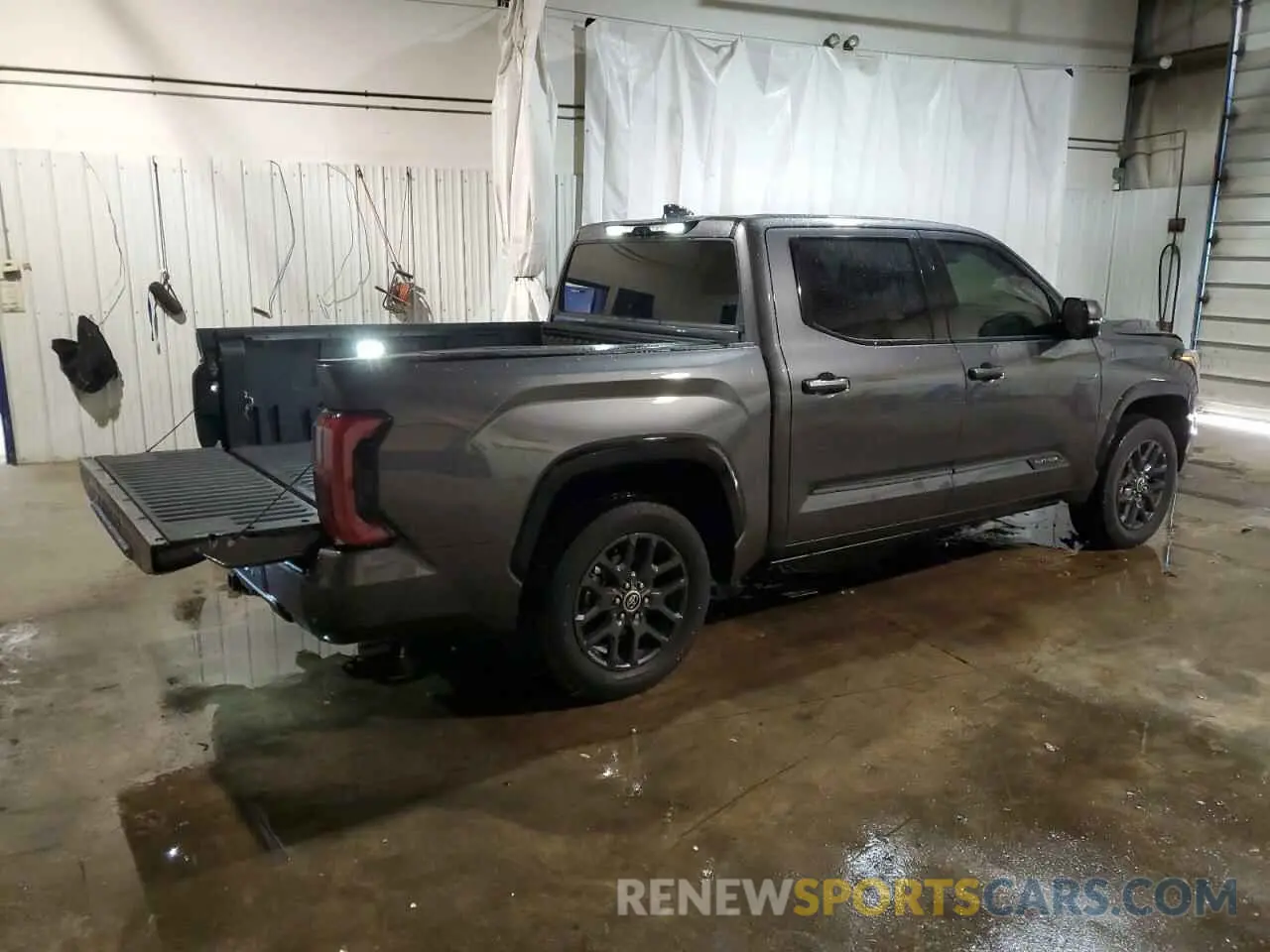 3 Photograph of a damaged car 5TFNA5DB0NX019500 TOYOTA TUNDRA 2022