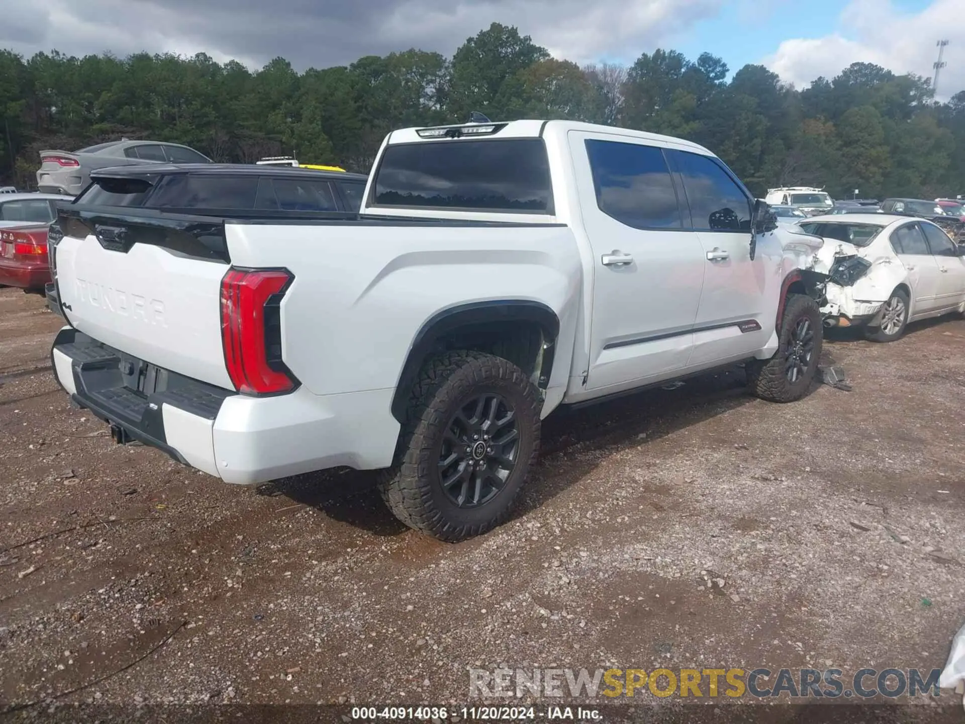 4 Photograph of a damaged car 5TFNA5DB5NX012624 TOYOTA TUNDRA 2022