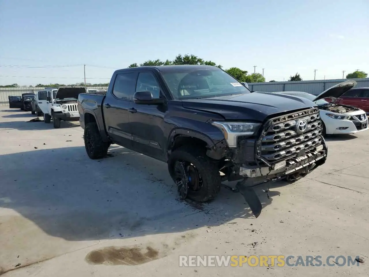 4 Photograph of a damaged car 5TFNA5DB7NX051540 TOYOTA TUNDRA 2022