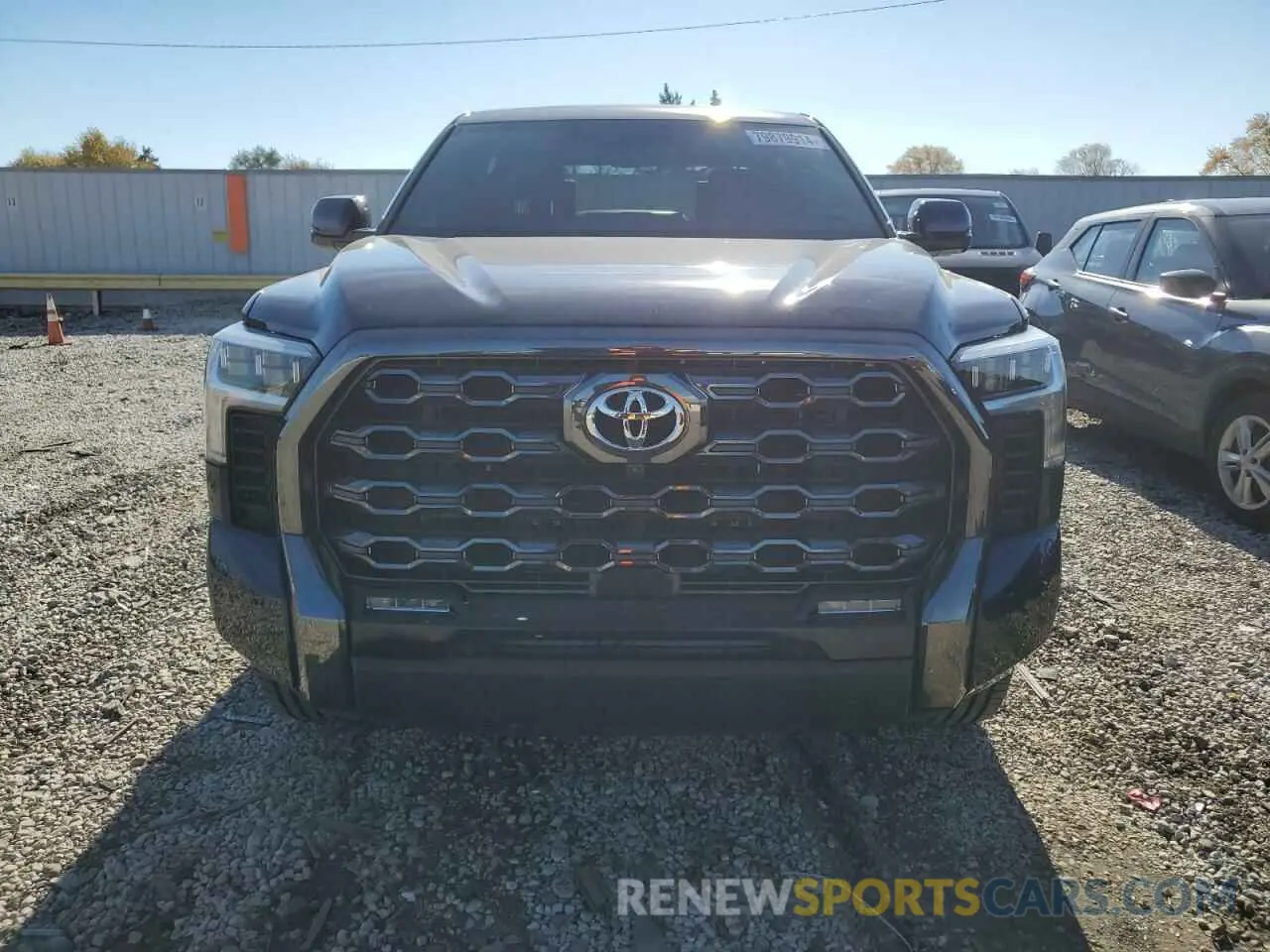 5 Photograph of a damaged car 5TFNA5EC5NX007477 TOYOTA TUNDRA 2022